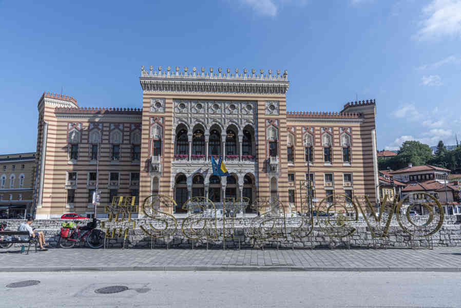Bosnia y Herzegovina - Sarajevo 02 - Ayuntamiento